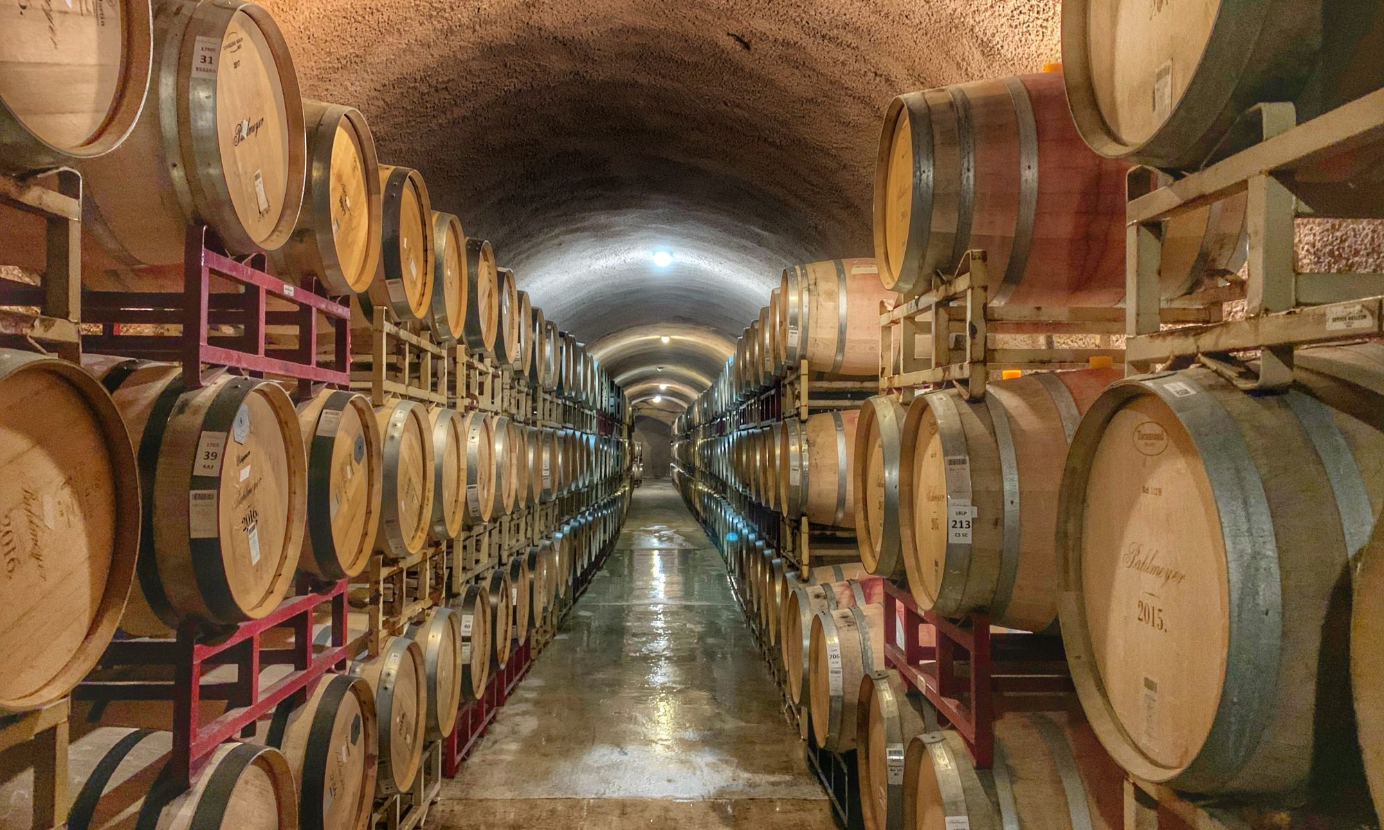 nitrogen generators are used in the wine cellar